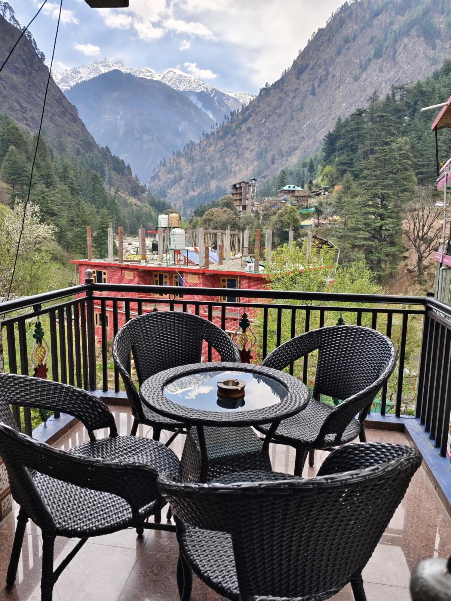 Moonlight Guest House Kasol Kültér fotó